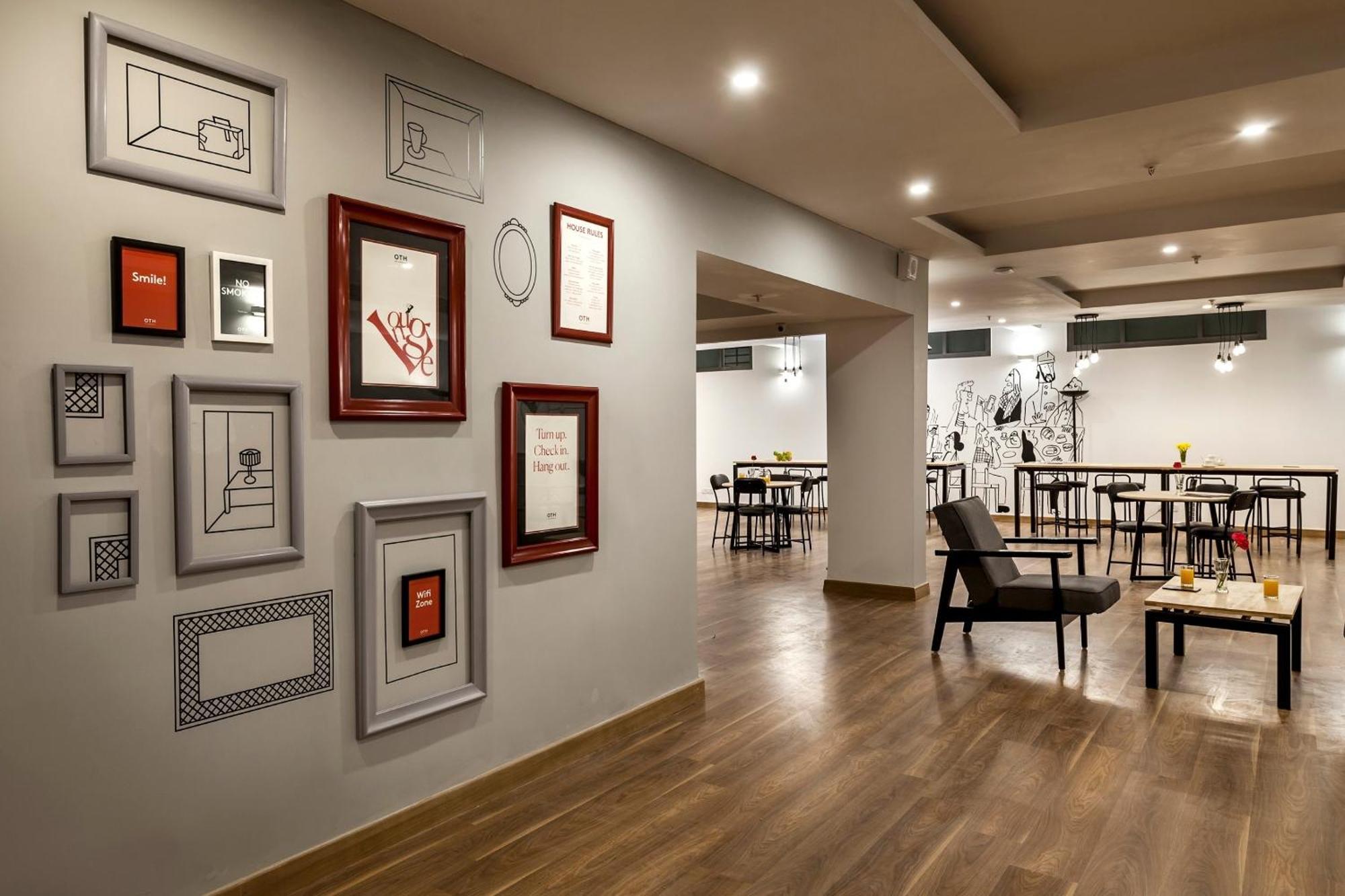 Townhouse P.S.Palace Near Amausi Metro Station Λάκναου Εξωτερικό φωτογραφία