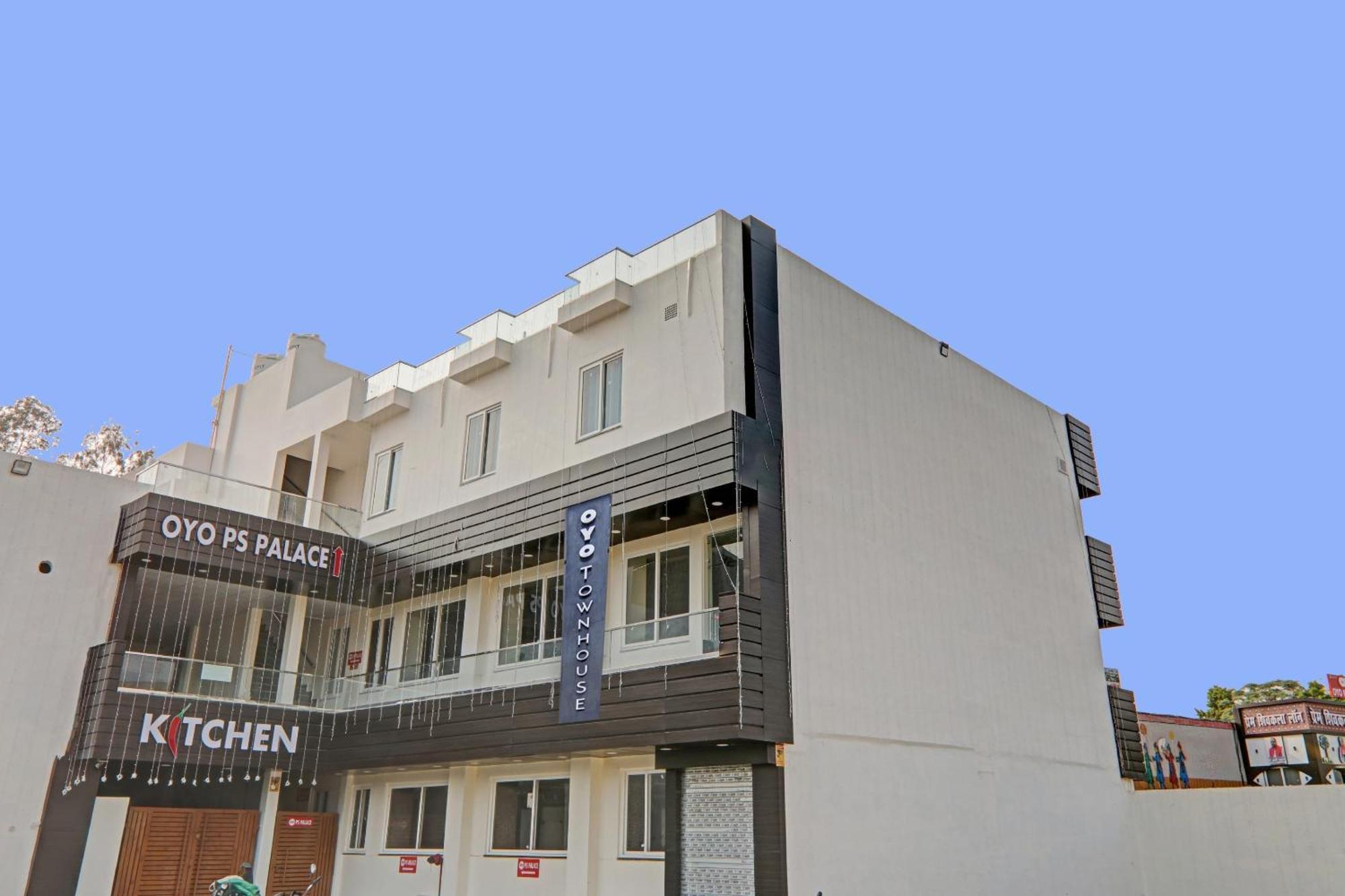 Townhouse P.S.Palace Near Amausi Metro Station Λάκναου Εξωτερικό φωτογραφία